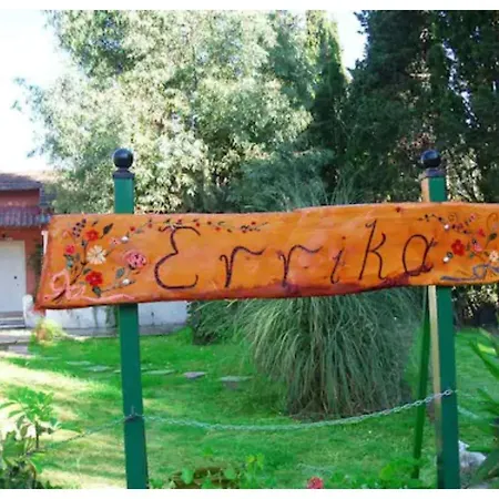 Errika House 5 *